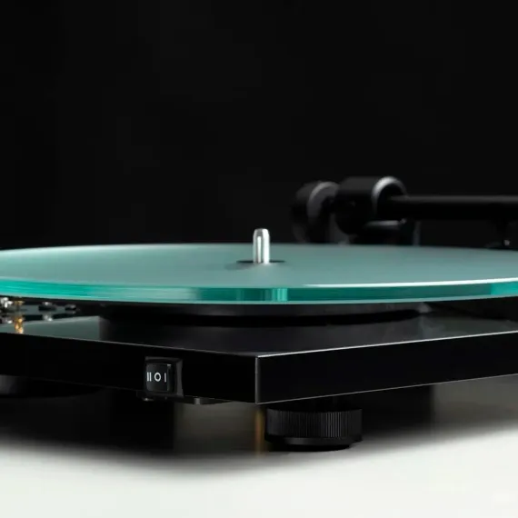 Pro-Ject T1 EVO PHONO Piano Black