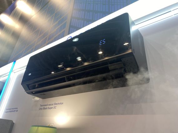 Сплит-система инверторного типа Electrolux Onix Super DC EACS/I-09HIX-BLACK/N8 комплект — (1)