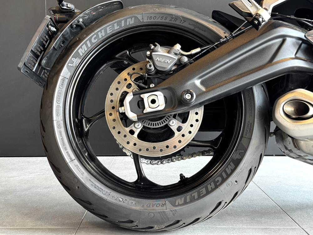 Triumph Trident 660, 2021