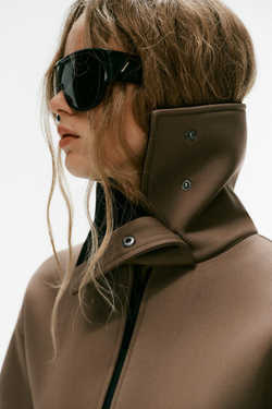 ZARA КУРТКА С ВОРОТНИКОМ-СТОЙКОЙ, ТЕМНО-БЕЖЕВЫЙ