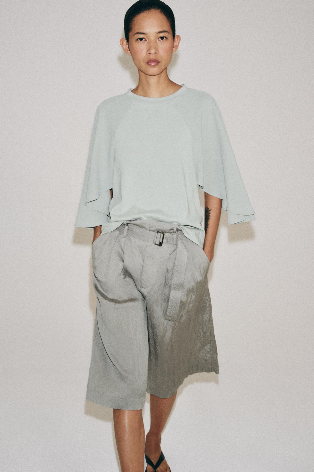 КОМБИНИРОВАННАЯ ФУТБОЛКА — ZARA