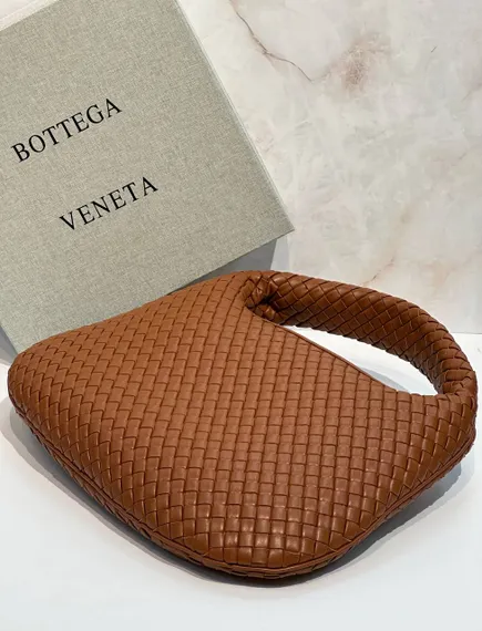 Сумка Bottega Veneta "Veneta"