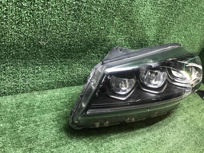 Фара левая Kia Sorento 3 Prime (17-20) LED