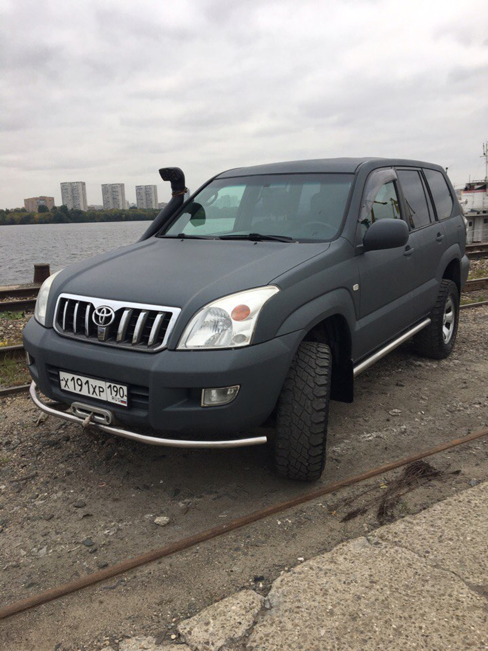 Покраска Раптором Toyota Prado 120