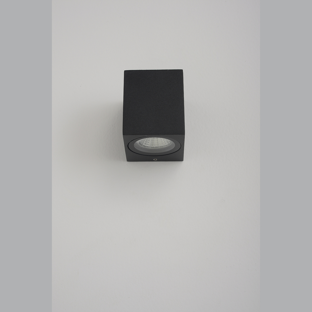 Уличный настенный светильник Crystal Lux CLT 528W1 BL