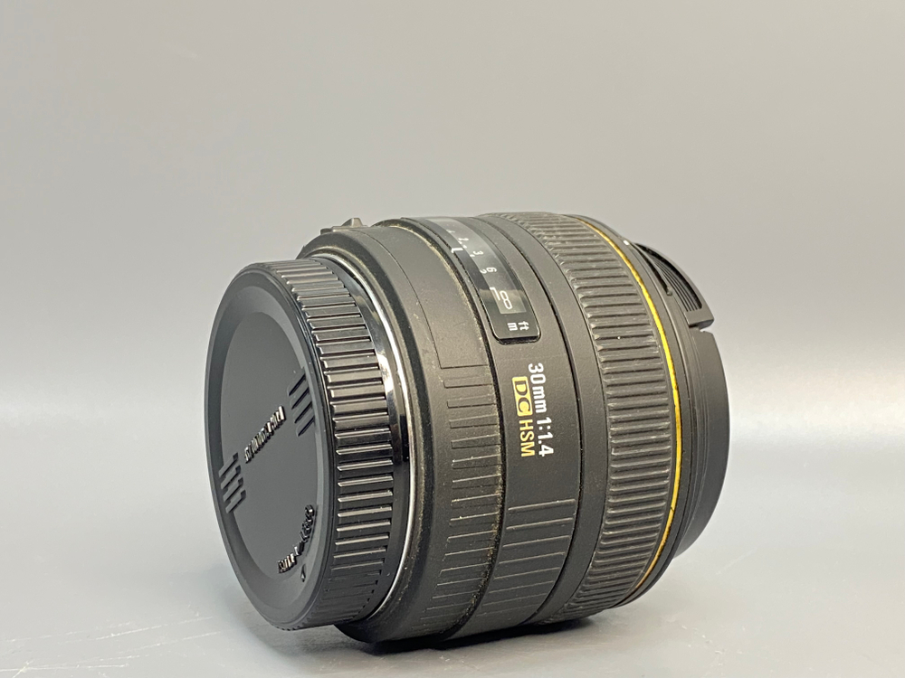 Sigma 30mm 1.4 EX DC HSM Canon