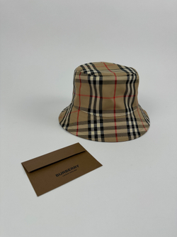 Панама Burberry