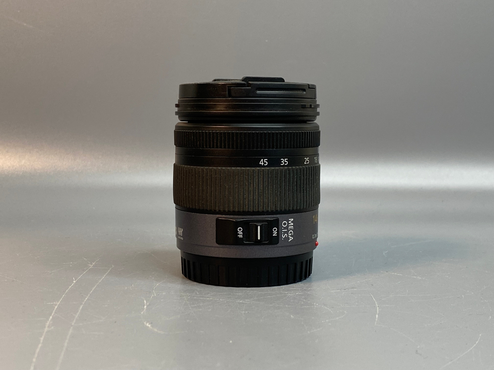 Panasonic Lumix G Vario 14–45mm f/3.5–5.6 ASPH MEGA O.I.S.