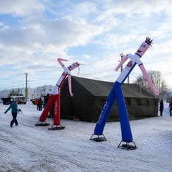 Аэромен с логотипом