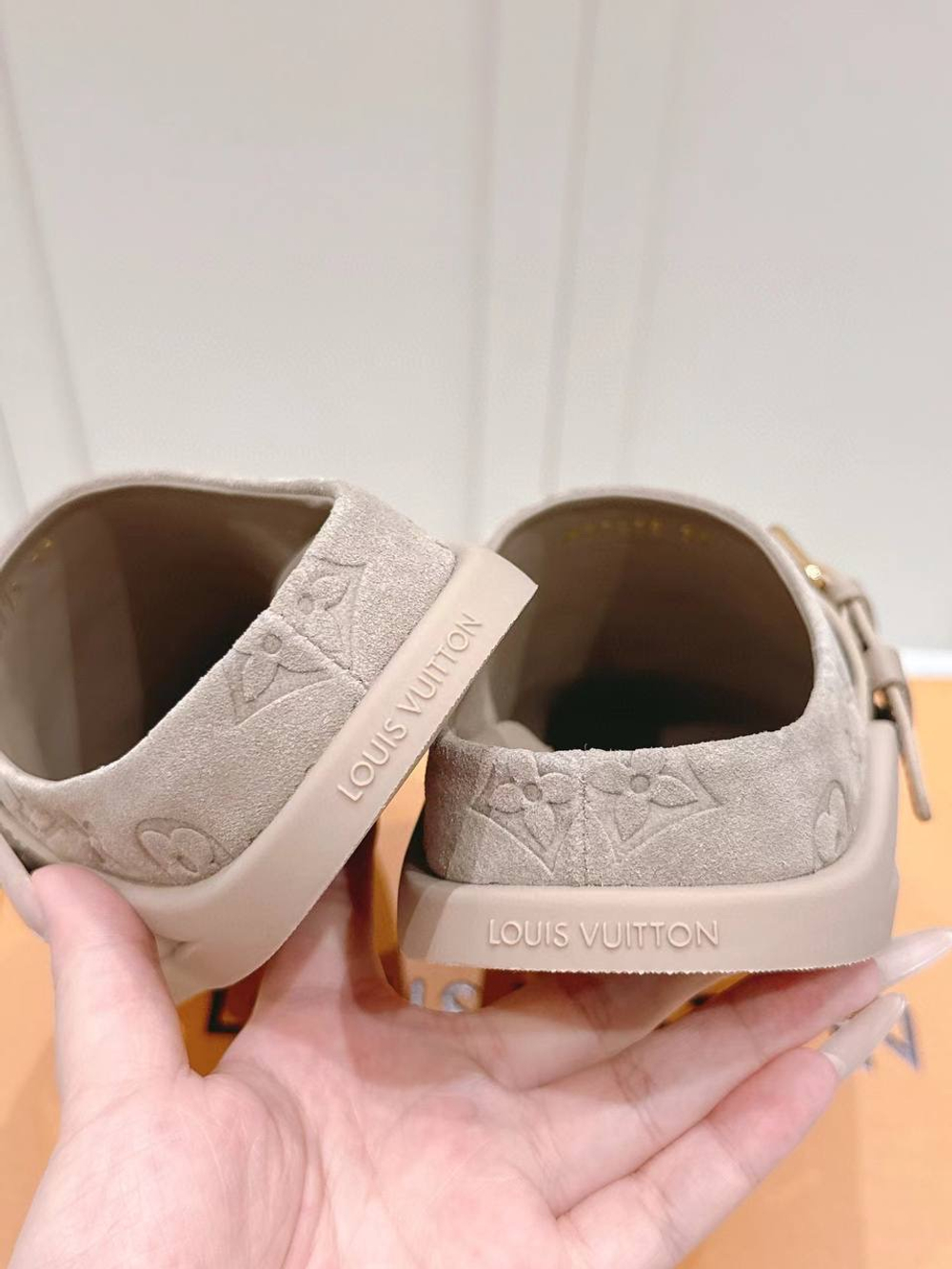 Мюли Louis Vuitton