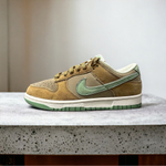 Nike SB Dunk Low • Khaki Green