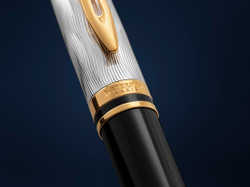 Шариковая ручка Waterman Reflections of Paris Carene DeLuxe Black GT Mblue в подарочной коробке