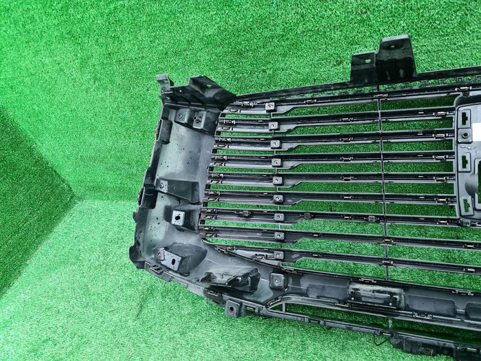 Решетка радиатора Tank 500 (2021-н.в.)