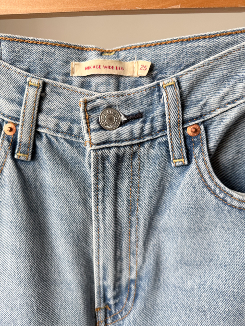 Джинсы Levi's Premium, XS