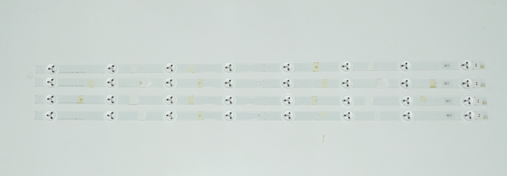SVG320AE1 REV4 130107 LED-подсветка FOXCONN S320DB3-1 для телевизора KDL-32R424A (комплект, 4шт.)