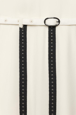 ZARA ПЛАТЬЕ С КОНТРАСТНЫМИ ЛЕНТАМИ И ЗАКЛЕПКАМИ — THE ITEM, ЭКРЮ