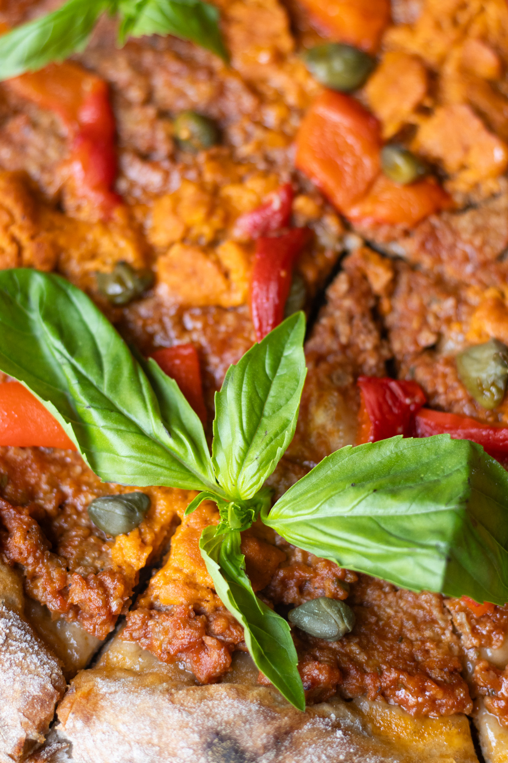 ПИЦЦА БОЛОНЬЕЗЕ С ПЕЧЕНЫМИ ПЕРЦАМИ 🌶️30 CM доступно с 12:00 до 20:00
