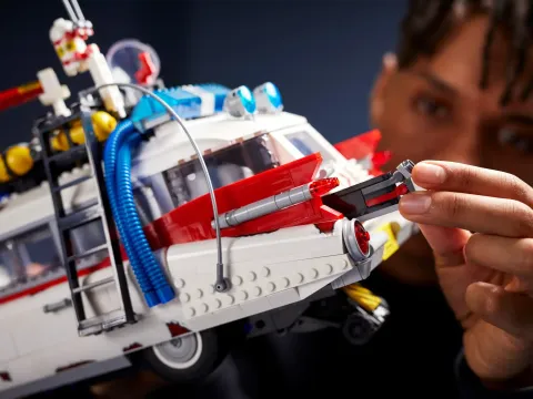Конструктор LEGO Icons 10274 Ghostbusters ECTO-1