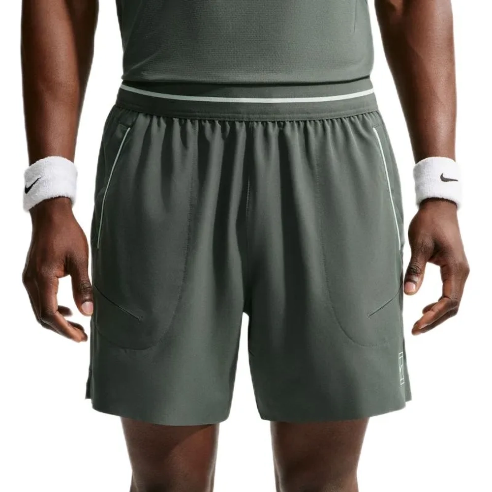 Мужские теннисные шорты Nike Court Advantage Dri-Fit 6in Tennis - camo green/cucumber calm