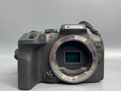 Canon EOS R10 Kit 18-45mm IS STM