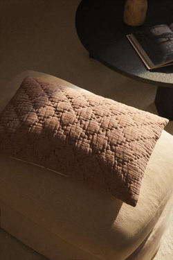 ZARA HOME ЧЕХОЛ ДЛЯ ДЕКОРАТИВНОЙ ПОДУШКИ «РОМБЫ», БОРДОВЫЙ