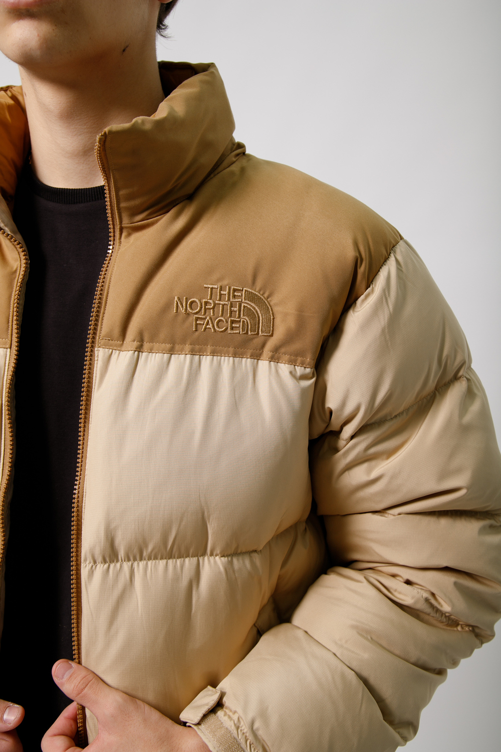 Куртка TNF пух (беж.)