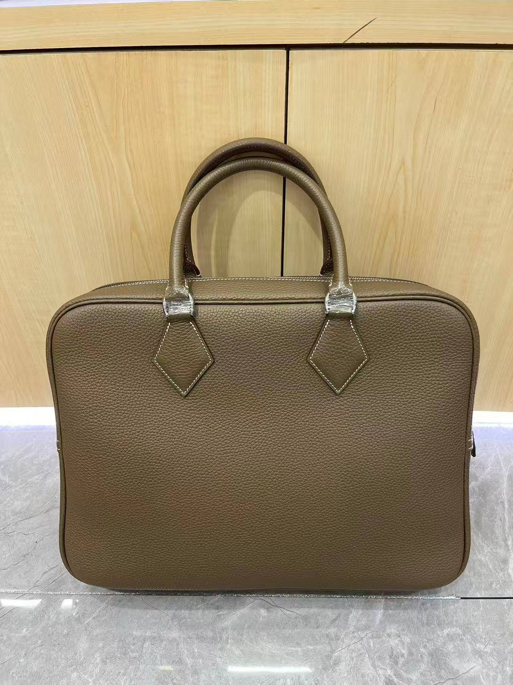 Портфель Hermes