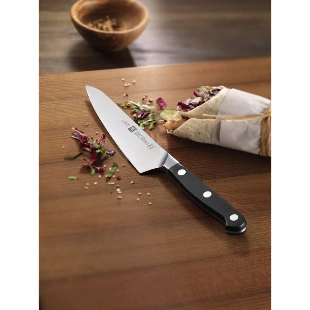 Zwilling Нож поварской профессиональный 14 см EAN 4009839330179