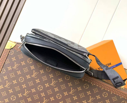 Мессенджер-Сумка через плечо Louis Vuitton