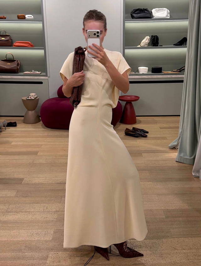@alenakout