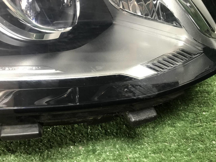 Фара правая Mercedes GLE W166 (2015-2018) LED