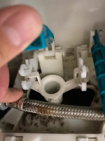 Деталь сливного механизма Roca 3DPR, пластик, усиленный. Артикул AV0022501R / 7V0022501R арт.5226378