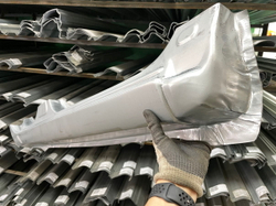 Порог правый Toyota Yaris 2006-2011 (Polcar)