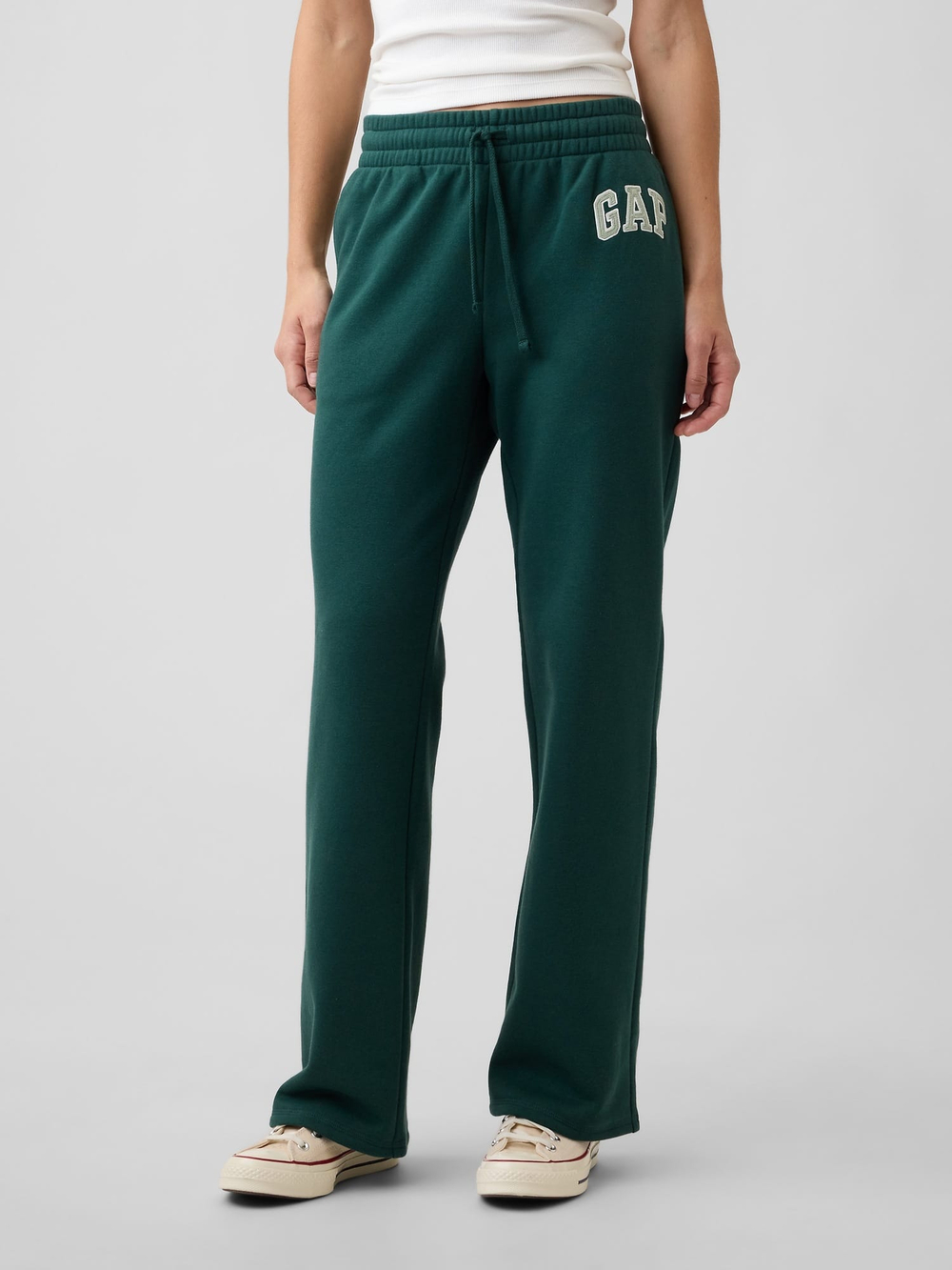 Флисовые спортивные брюки с логотипом Gap Bootcut - GAP