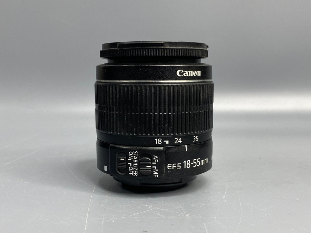 Canon 550D Kit 18-55mm 3.5-5.6 IS II 38.000 кадров