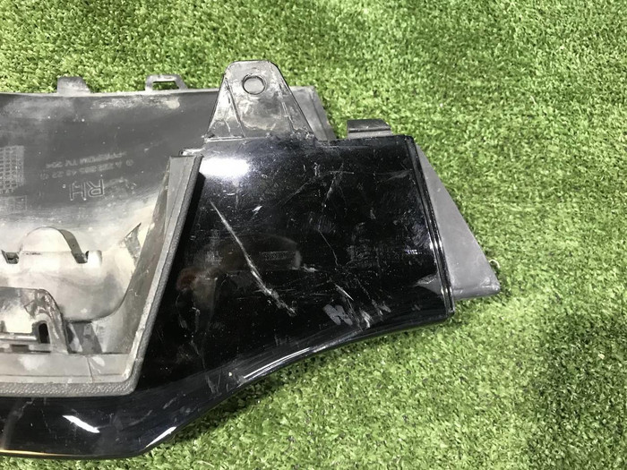 Накладка переднего бампера правая Mercedes GLE C292 (2015-2019) AMG