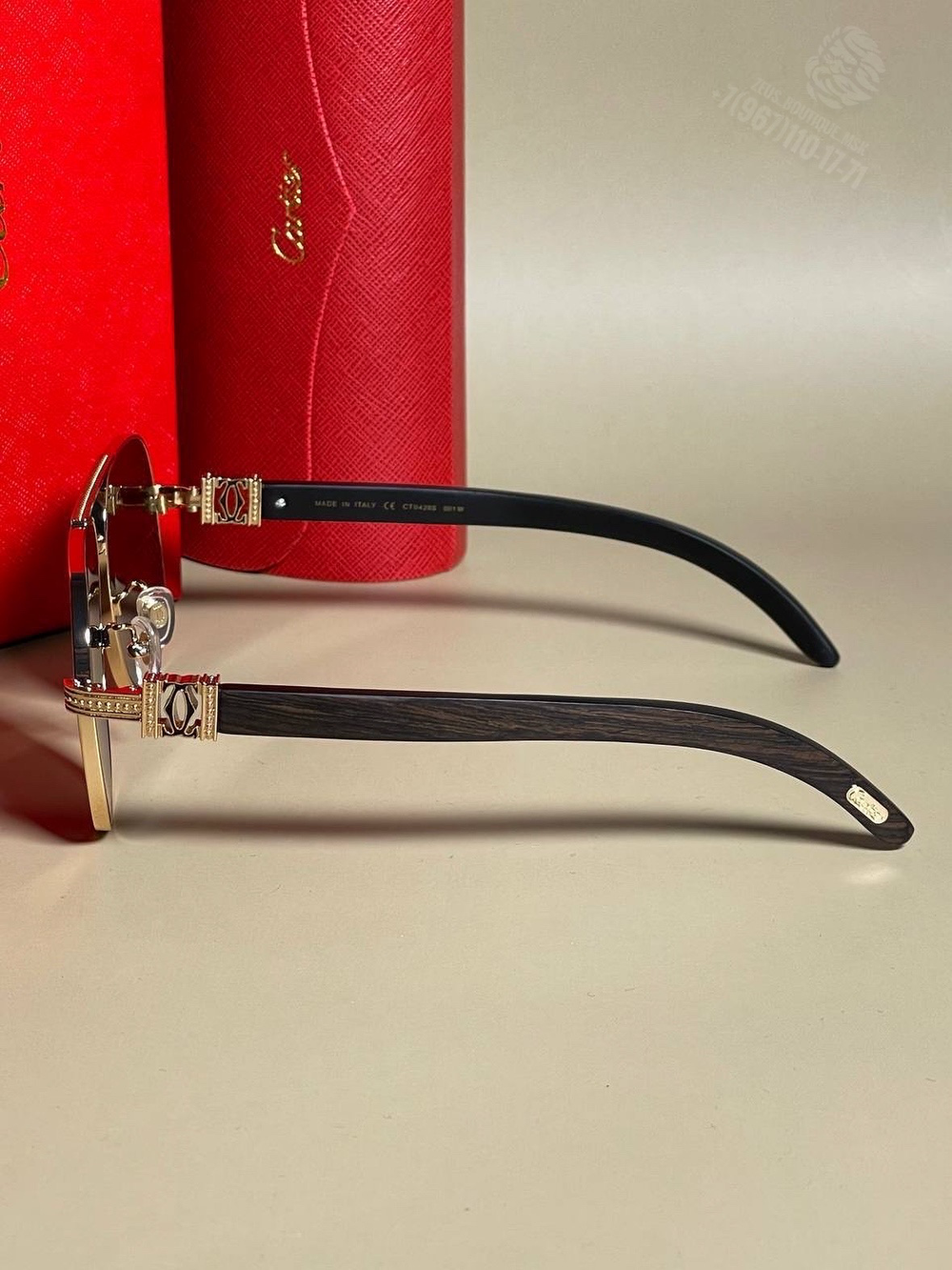 Солнечные очки Cartier