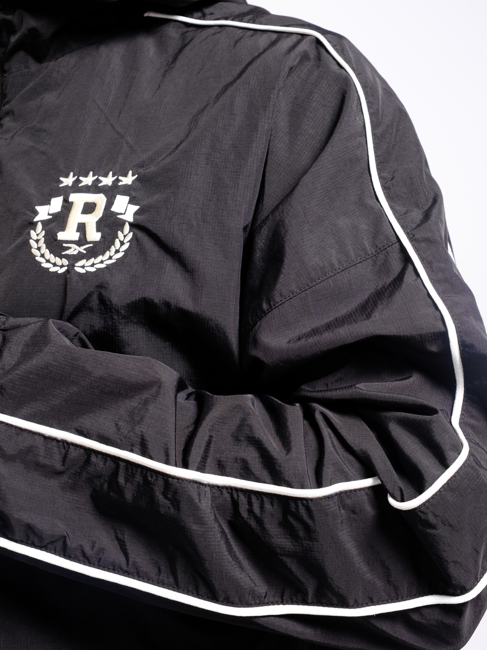 Ветровка Reebok #9108 (чёрн.)