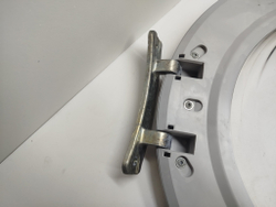 LS62840L кт255 Дверца люка в сборе для стиральной машины AEG LS62840L б/у