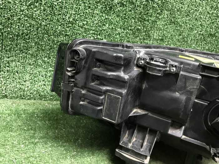 Фара правая BMW X7 G07 (2019-2022) Laser