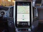 Магнитола для Toyota Land Cruiser 200 2015-2021 (без JBL) - Kuberg ZF-1807L-GE "Тесла-Стиль" монитор 13.6" на Android 13, Быстрая, Carplay, 4G SIM слот
