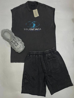 Футболка Balenciaga