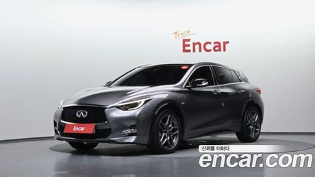 Infiniti Q30 2.0 — 2017