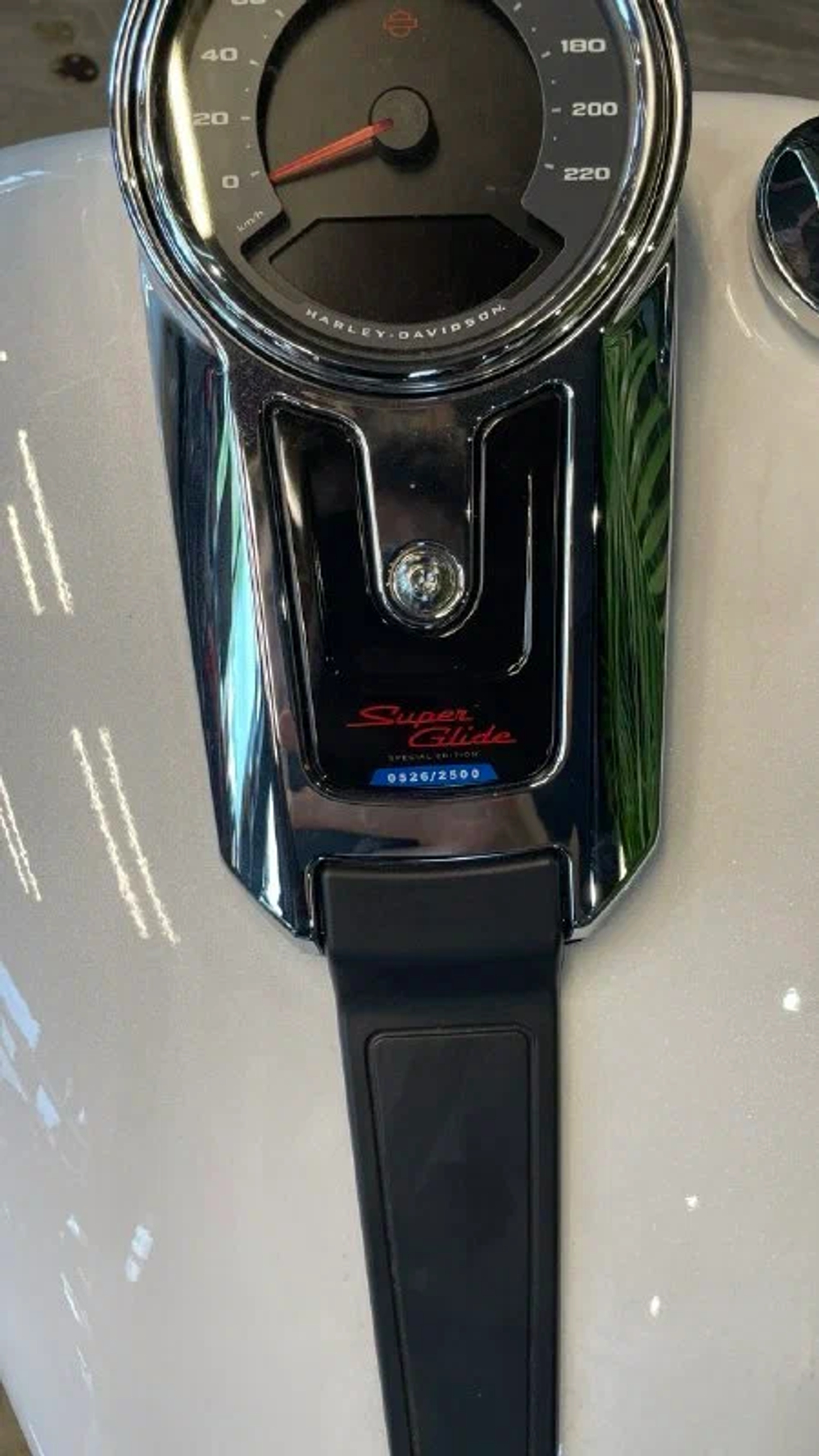 Harley-Davidson Super Glide, 2026