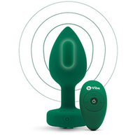 Зеленая вибрирующая втулка b-Vibe Vibrating Jewel Plug M/L BV-031-GRN