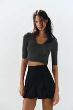 ШОРТЫ ИЗ ИСКУССТВЕННОЙ КОЖИ СО СКЛАДКАМИ — ZARA