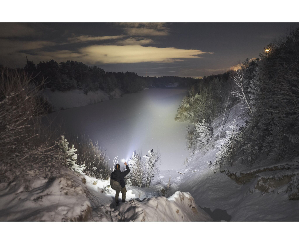 Фонарь Armytek Viking Pro Max (холодный свет) F08301C 5300 люмен