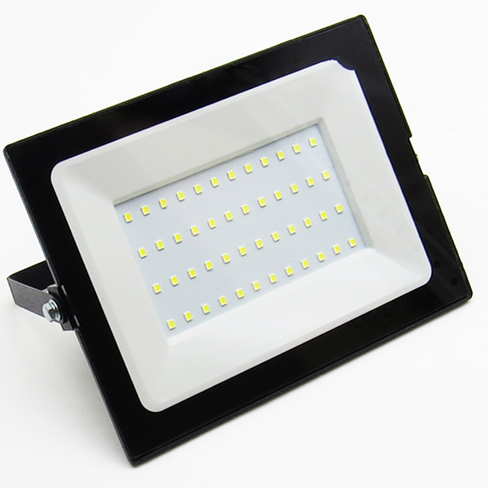 Прожектор светодиодный 30W 6500K LED ЛюксЭл