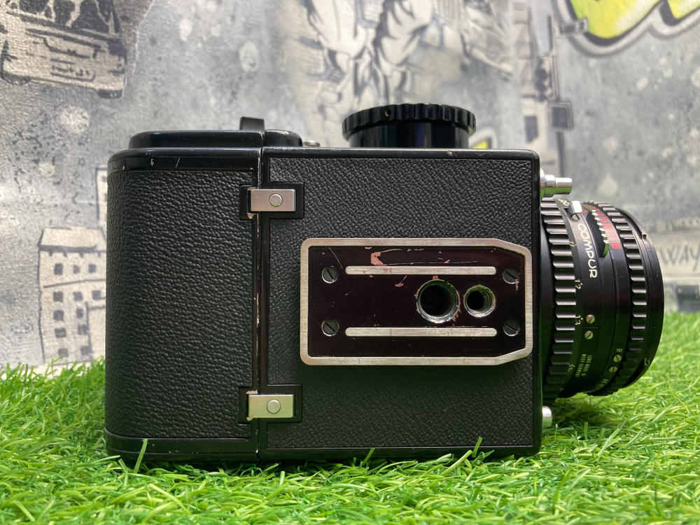Hasselblad 500 C/M + Planar 2.8/80 T* Carl Zeiss