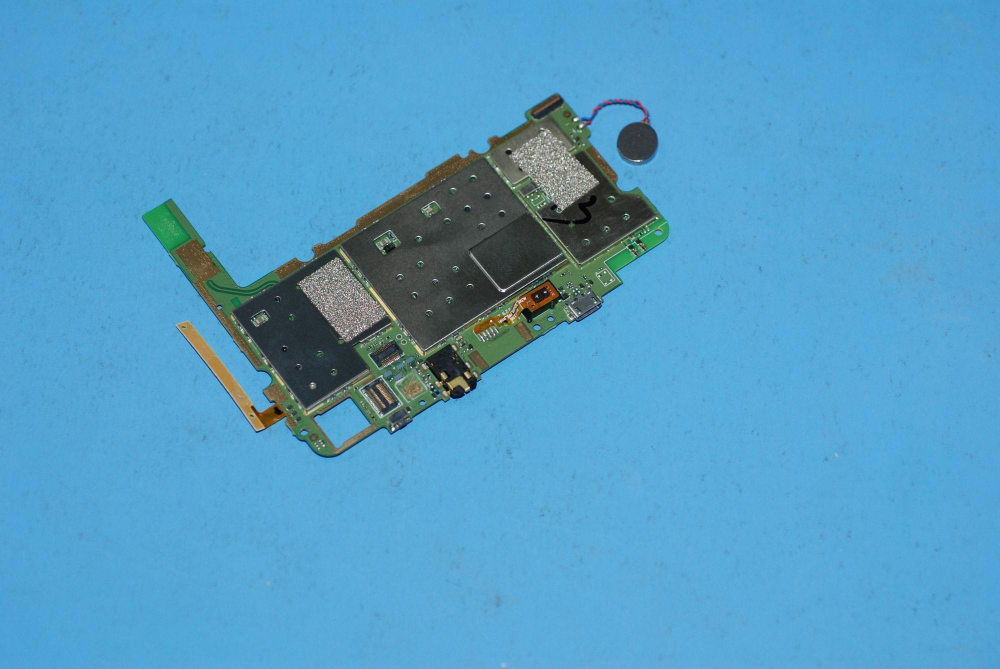 Материнская плата Lenovo для планшета A3000 RoW 3G+1GDDR2+16GeMMC (90003362), оригинал